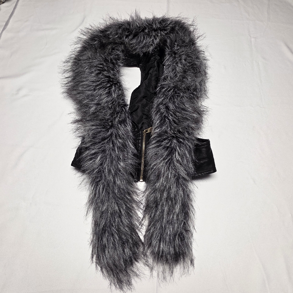 Chic Faux Fur Scarf Vest in Charcoal S